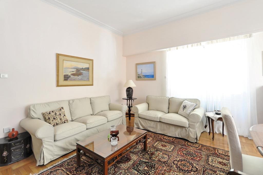 Squared Apartment